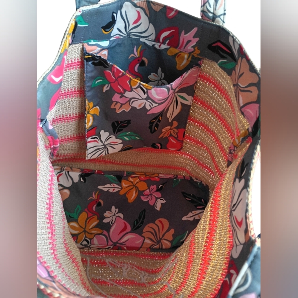 Vera Bradley Large Beach Tote Bag Costal Paradise Pattern EUC - Picture 5 of 6